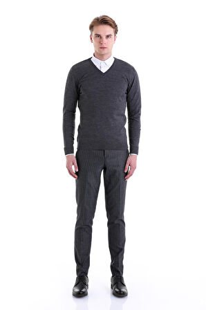 Regular Fit Düz V Yaka Triko Yün Kazak