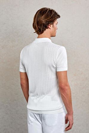 Beyaz Slim Fit Jakarlı Fermuarlı Polo Yaka Triko Tişört