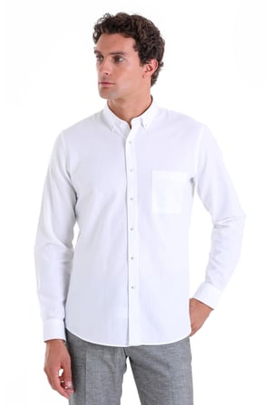 Beyaz Comfort Fit Düz 100% Pamuk Düğmeli Yaka Uzun Kollu Oxford Gömlek