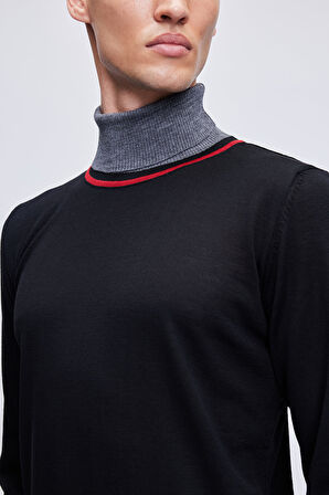 Siyah Regular Fit Çizgili Balıkçı Yaka Yünlü Triko Kazak | M