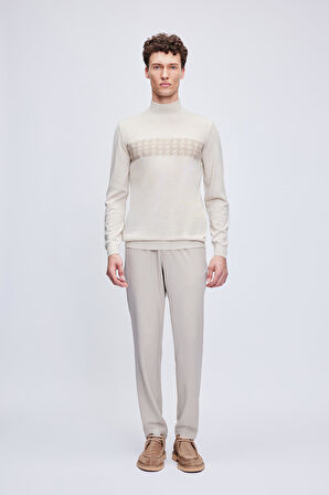 Bej Regular Fit Jakarlı Yarım Balıkçı Yaka Yünlü Triko Kazak | M