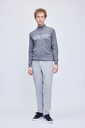 Gri Regular Fit Jakarlı Yarım Balıkçı Yaka Yünlü Triko Kazak | M