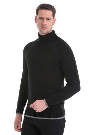 Siyah Regular Fit Düz Balıkçı Yaka Triko Kazak | M