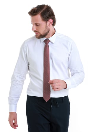 Beyaz Slim Fit Düz 100% Pamuk Slim Yaka Uzun Kollu Saten Gömlek | S