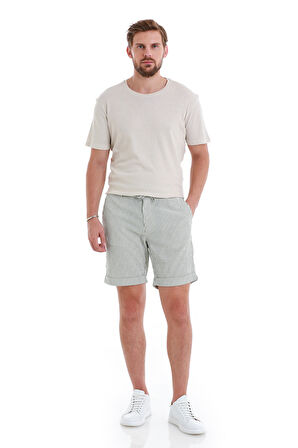 Yeşil Regular Fit Çizgili Yandan Cepli Şort | 32