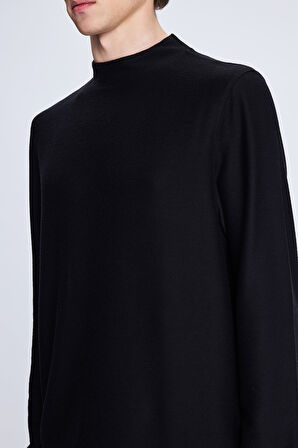 Siyah Regular Fit Jakarlı Yarım Balıkçı Yaka Sweatshirt | L