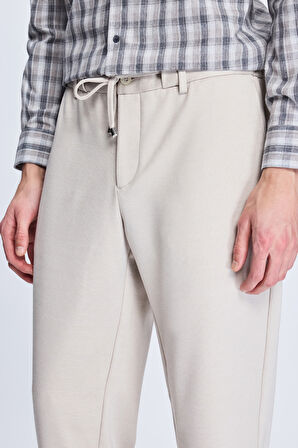 Taş Dinamik Fit Desenli Yandan Cepli Casual Jogger Pantolon | 48