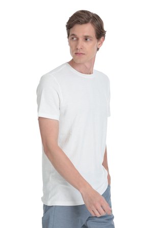 Beyaz Regular Fit Bisiklet Yaka Tişört | S
