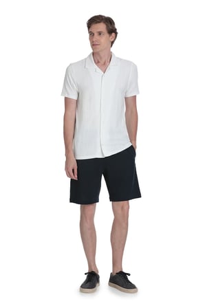 Beyaz Regular Fit Apaş Yaka Gömlek | L