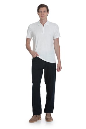 Beyaz Regular Fit Fermuarlı Polo Yaka Tişört | L
