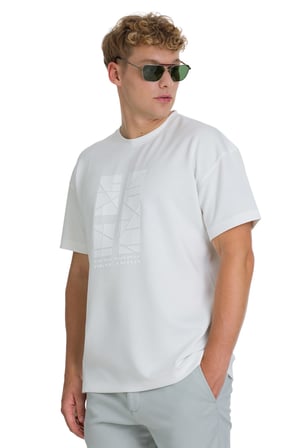Beyaz Regular Fit Bisiklet Yaka Oversize Tişört | S