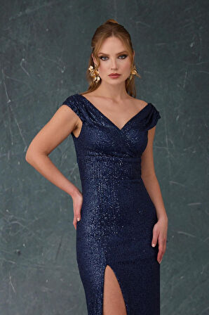 ELBISE UZUN HAKI PAYETLİ YIRTMACLI