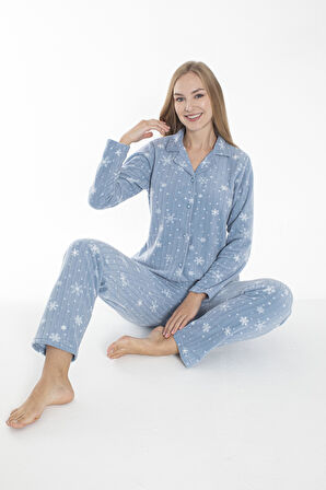 Kadın Kışlık Kar Desenli Önden Düğmeli Fitilli Polar Pijama Takımı Mavi