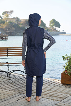 Estiva Kadın Tam Kapalı Fermuarlı Marin Desenli Tesettür Mayo Lacivert