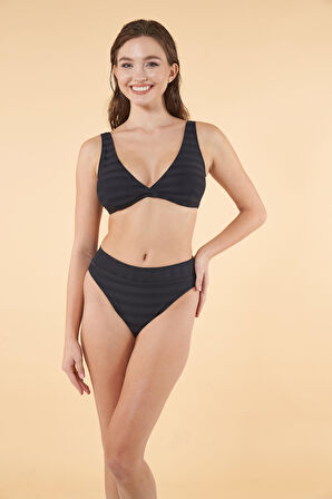 Estiva Kemerli Kruvaze Çizgi Dokulu Bikini Takımı - Siyah