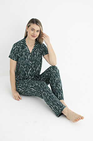 Kadın Yazlık Desenli Önden Düğmeli Kısa Kollu Soft Pijama Takımı - Yeşil