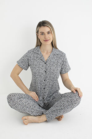 Kadın Yazlık Kaplan Desenli Önden Düğmeli Kısa Kollu Soft Pijama Takımı