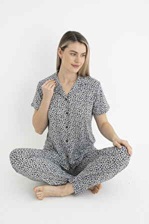 Kadın Yazlık Kaplan Desenli Önden Düğmeli Kısa Kollu Soft Pijama Takımı