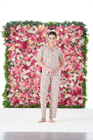 Kadın Yazlık Desenli Önden Düğmeli Kısa Kollu Marla Pijama Takımı - Pembe