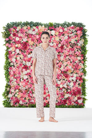 Kadın Yazlık Desenli Önden Düğmeli Kısa Kollu Marla Pijama Takımı - Pembe