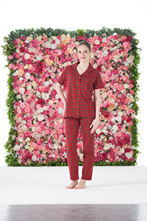 Kadın Yazlık Kareli Önden Düğmeli Kısa Kollu Penye Lycra Pijama Takımı