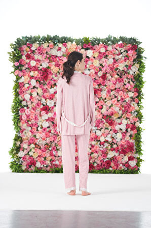 Kadın Yazlık Desenli 3 Parça Sabahlıklı İp Askılı Likra Viskon Pijama Takımı - Pudra