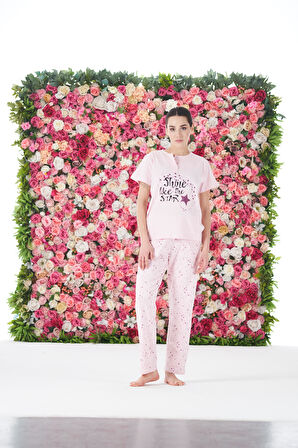 Kadın Yazlık Yıldızlı Kısa Kollu Penye Lycra Pijama Takımı