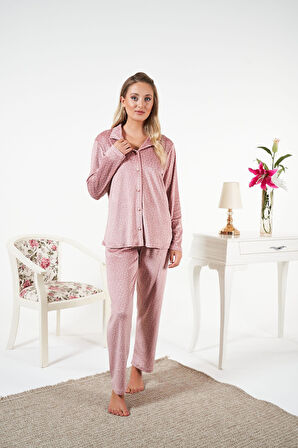 Kadın Kışlık Önden Düğmeli Puantiyeli Kadife Pijama Takımı Pudra