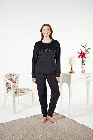 Kadın Kışlık Kadife Pijama Takımı