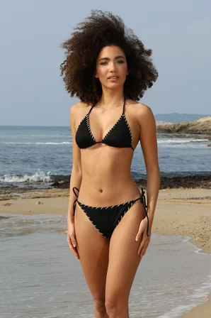 Estiva Kadın Siyah Çoban Dikişli Üçgen Bikini Takımı