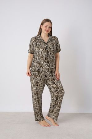Estiva Kadın Kaplan Desenli Kahverengi Kısa Kollu Önden Düğmeli Soft Battal Pijama Takımı