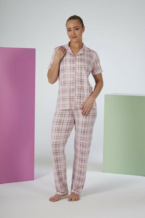 Estiva Kadın Kareli Pembe Kısa Kollu Önden Düğmeli Soft Pijama Takımı