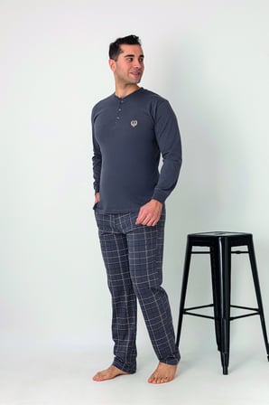 Estiva Erkek Kareli Alt Desenli Gri Uzun Kollu Patlı Penye Pijama Takımı