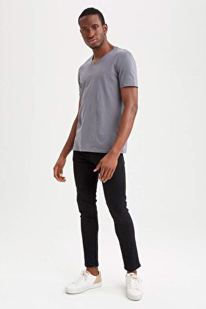 Slim Fit V Yaka Basic %100 Pamuk Tisört