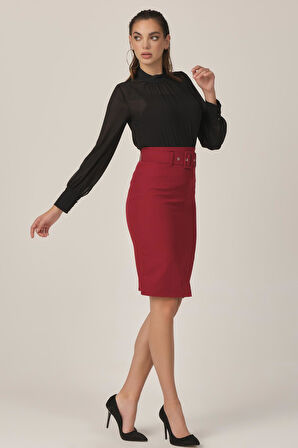 Önü Yırtmaçlı Kemerli Etek 