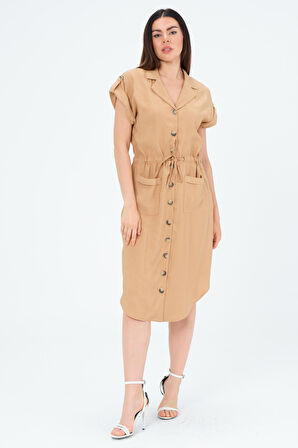 Yakalı Düğmeli Elbise