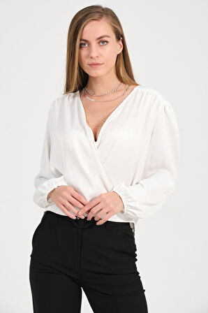 Kuruvaze Kapamalı Saten Bluz