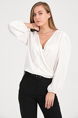 Kuruvaze Kapamalı Saten Bluz