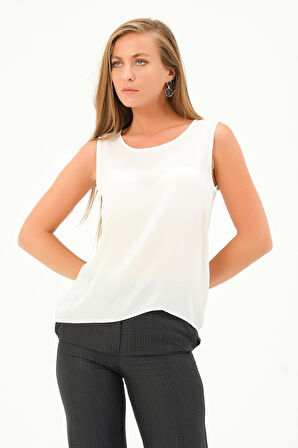 Kolsuz Basic Saten Yüzeyli Bluz