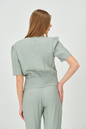 Önü Düğme Kapamalı Yazlık Bluz