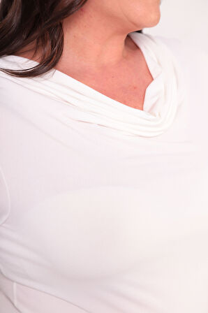 Büyük Beden Dökümlü Yakalı Bodycorn Bluz