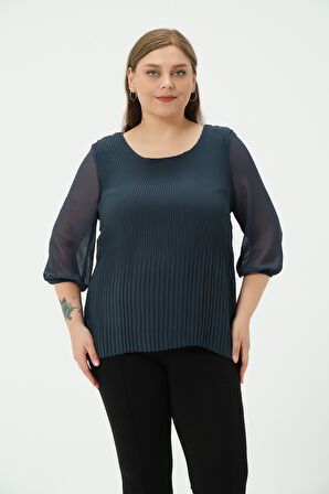 Büyük Beden Pilise Detaylı Bluz