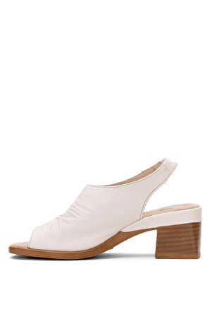 Venüs 2311513Y Kadın Hakiki Deri Topuklu Sandalet Bej