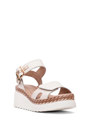 Venüs 2512303Y Kadın Hakiki Deri Dolgu Topuk Sandalet Bej