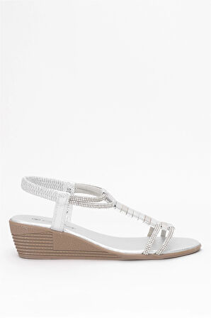 Guja 25Y145-1 Kadın Taşlı Dolgu Topuk Sandalet Gümüş