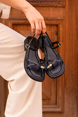 Elit BTLP01 Kadın Düz Sandalet Siyah