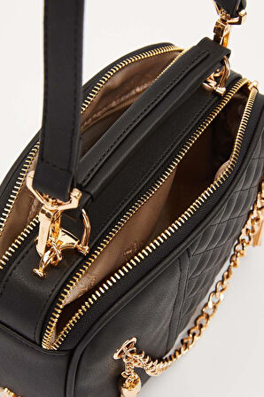 Levidor 930539 Kadın Zincir Saçak Detaylı Omuz Çantası Siyah