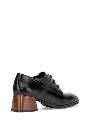 Mammamia D25KA-1545 Kadın Hakiki Rugan Deri Klasik Topuklu Ayakkabı Siyah