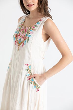 Kolsuz Şile Bezi Antik Nakışlı Midi Boy Elbise Krem Krm