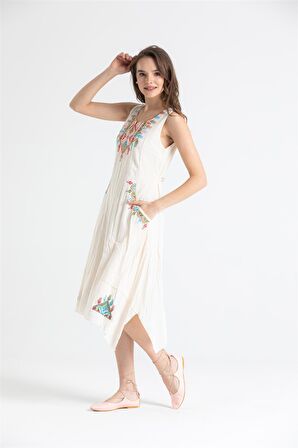 Kolsuz Şile Bezi Antik Nakışlı Midi Boy Elbise Krem Krm